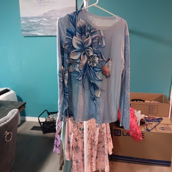 Tops - Floral Long Sleeve Top with Butterfly Design